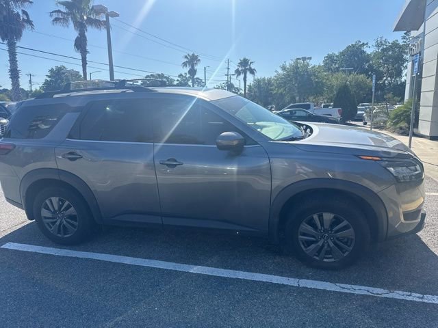 Used 2022 Nissan Pathfinder SV w/ SV Premium Package AWD/4WD image 6