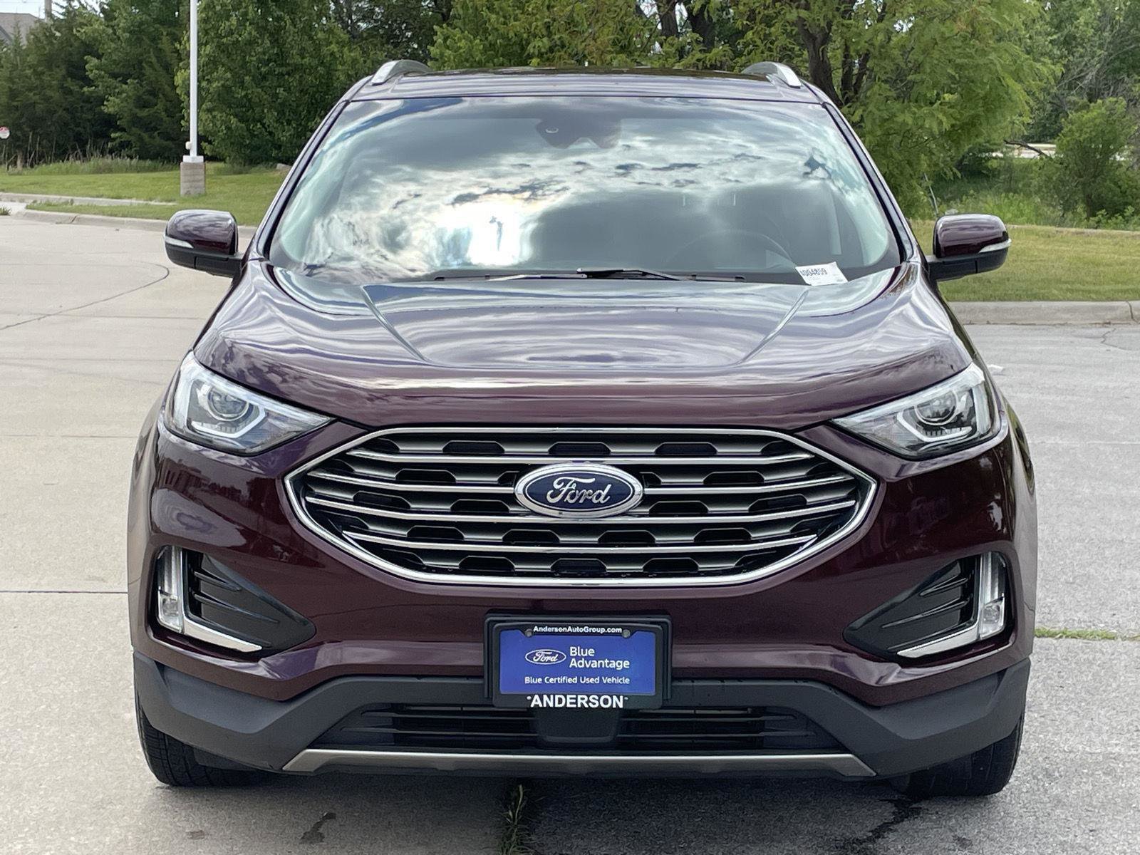 Used 2019 Ford Edge SEL w/ Equipment Group 201A AWD/4WD image 4