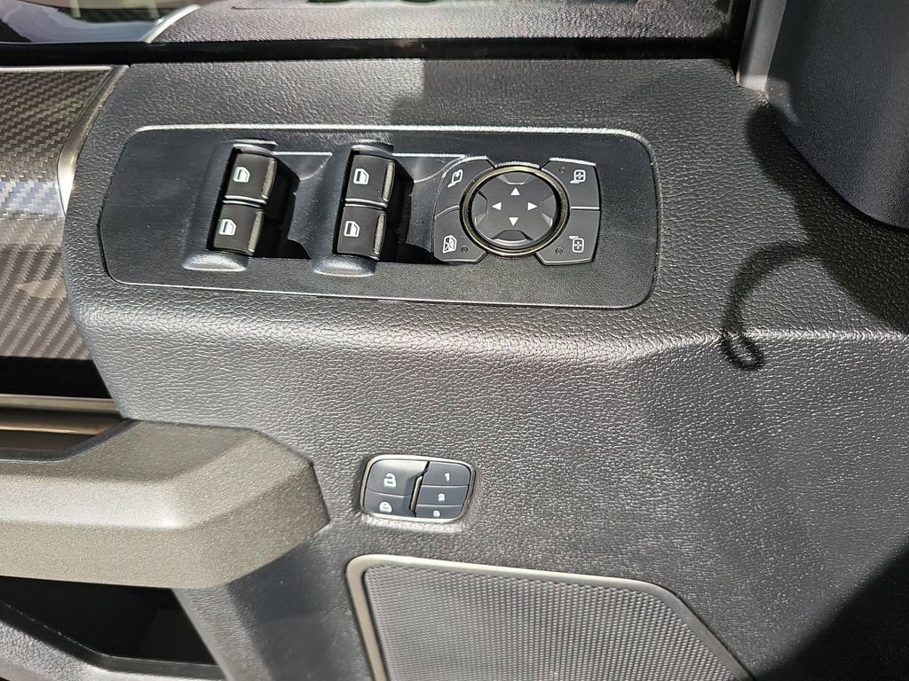 Used 2018 Ford F150 Raptor w/ Equipment Group 802A Luxury image 27