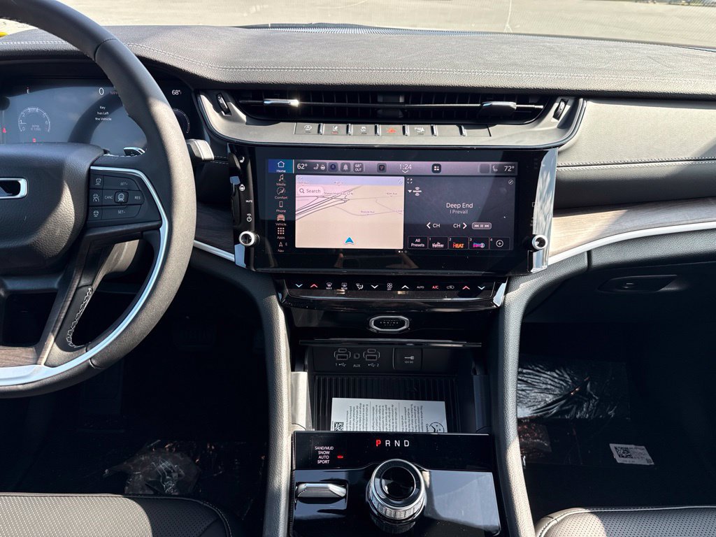 New 2027 Jeep Grand Cherokee L Limited AWD/4WD image 19