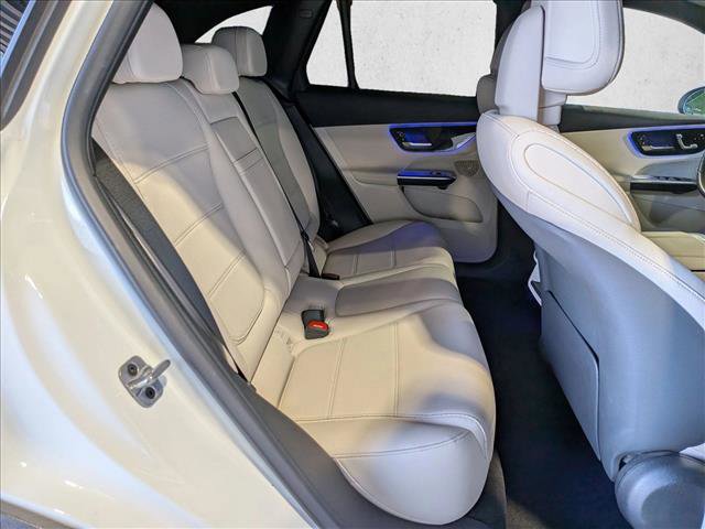 Used 2025 Mercedes-Benz GLC 350e 4MATIC image 20