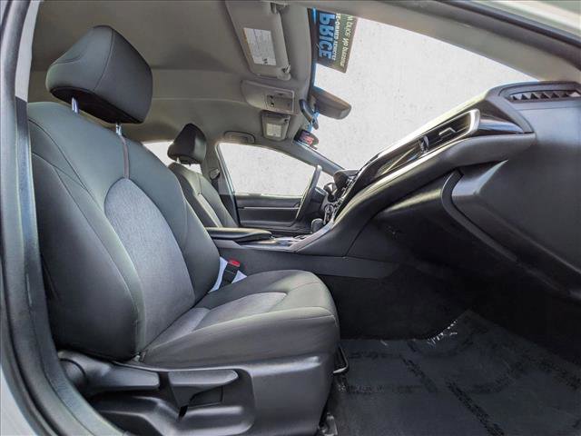 Used 2018 Toyota Camry LE image 18