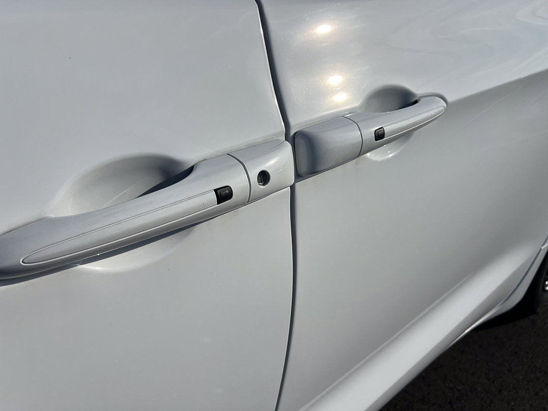 Used 2024 Chrysler Pacifica Limited image 15