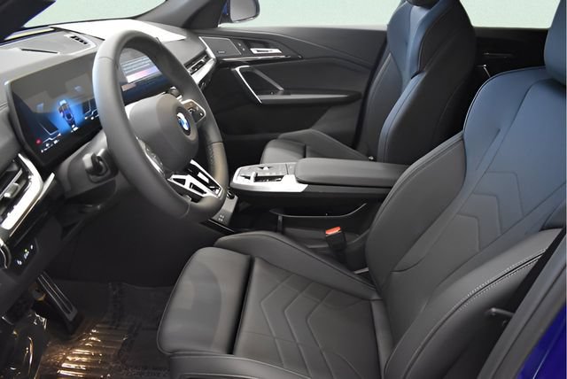 New 2026 BMW X2 xDrive28i w/ M Sport Package AWD/4WD image 25