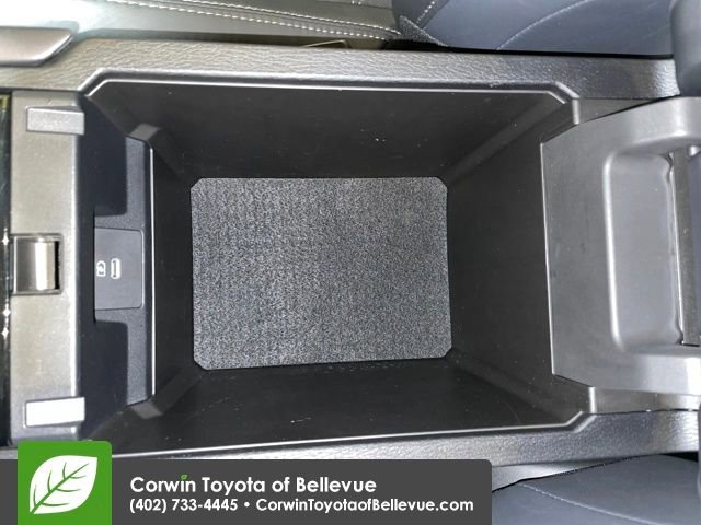 Used 2025 Mitsubishi Outlander SE image 25