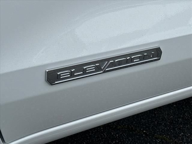 New 2026 GMC Canyon Elevation RWD image 18