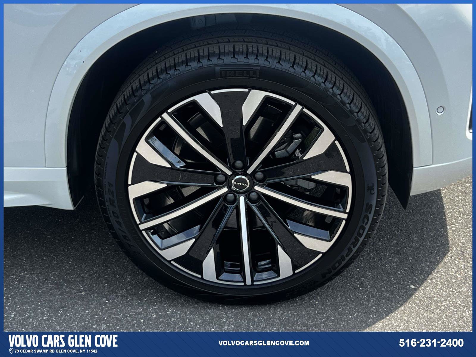 Used 2026 Volvo XC90 B6 Ultra w/ Protection Package AWD/4WD image 7