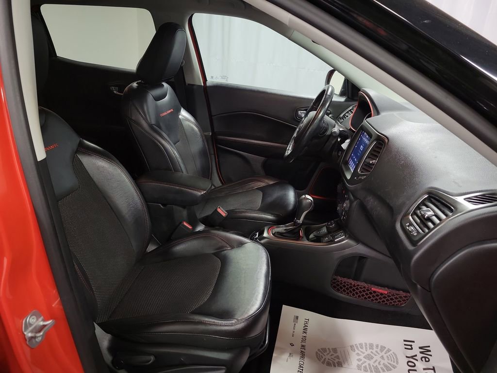 Used 2018 Jeep Compass Trailhawk w/ Cold Weather Group image 27