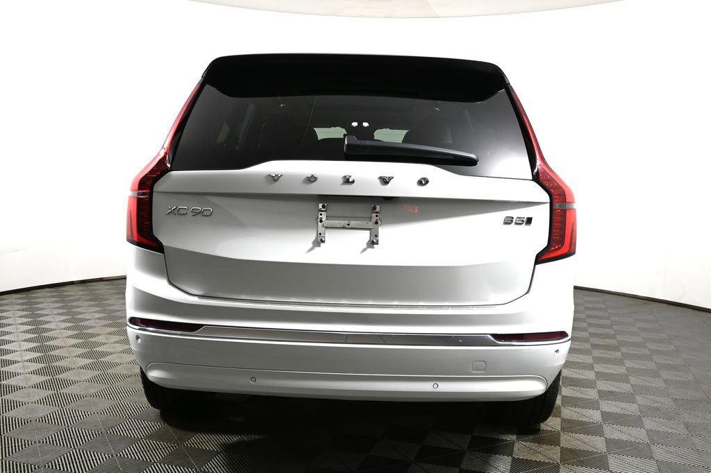 Used 2025 Volvo XC90 B5 Plus w/ Protection Package Premier image 6