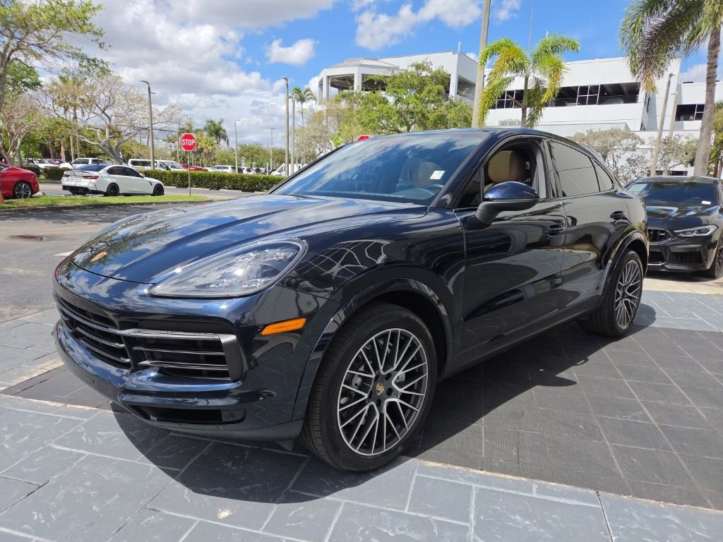Used 2021 Porsche Cayenne Coupe image 16