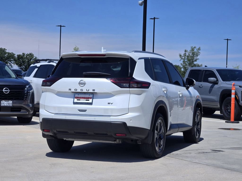 Used 2024 Nissan Rogue SV w/ SV Premium Package FWD image 6
