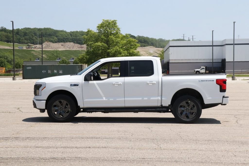 New 2025 Ford F150 Lightning Flash image 4