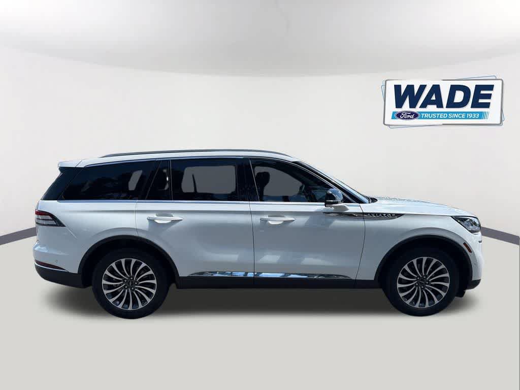 Used 2024 Lincoln Aviator Reserve w/ Equipment Group 201A AWD/4WD image 4