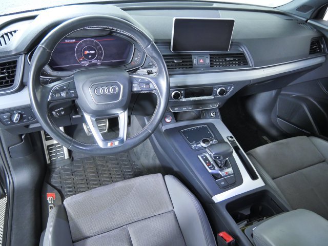 Used 2018 Audi SQ5 Premium Plus w/ Navigation Package AWD/4WD image 3