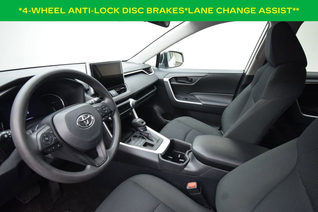 Used 2024 Toyota RAV4 LE image 9