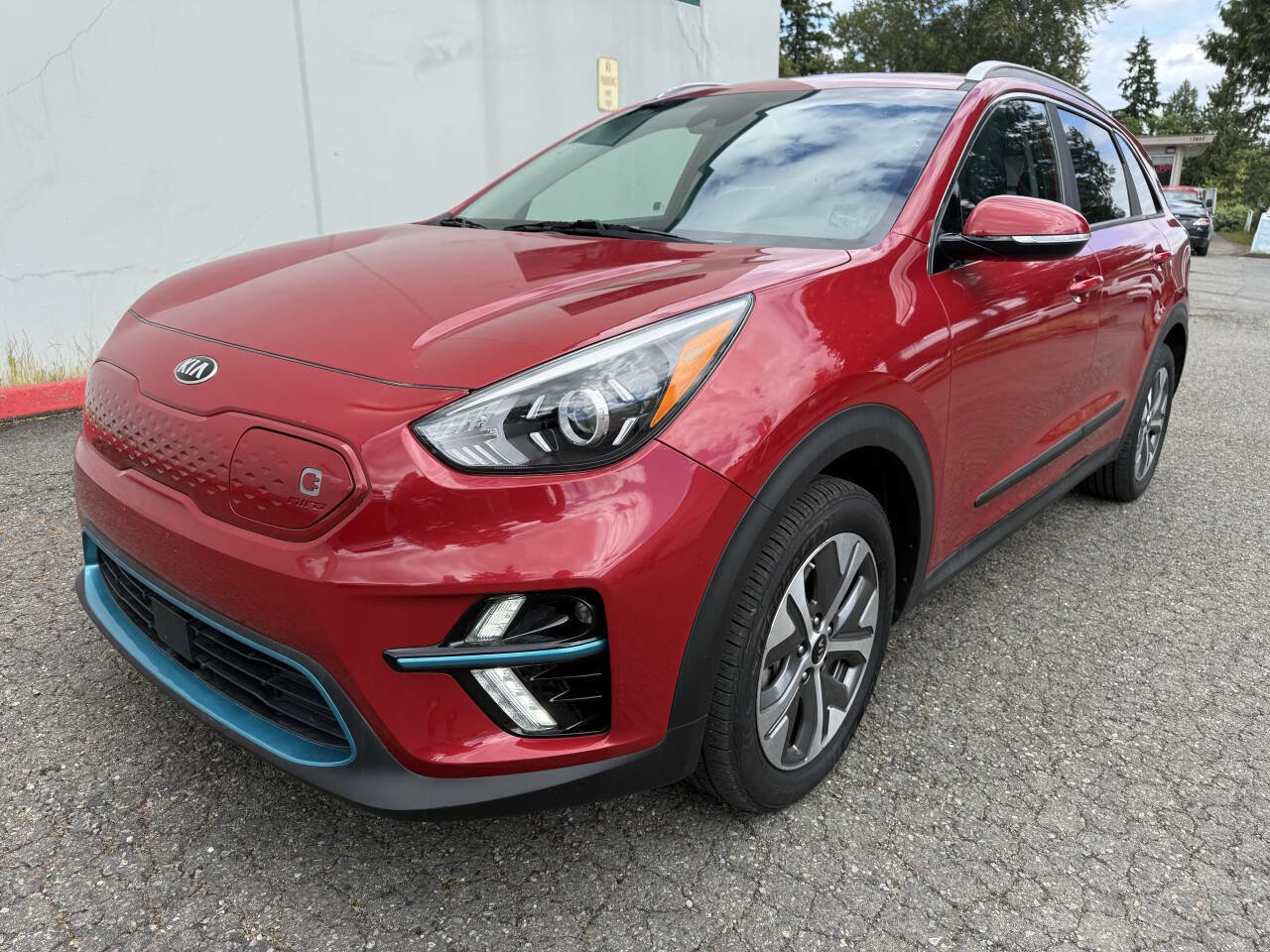 Used 2021 Kia Niro EX w/ Cold Weather Package