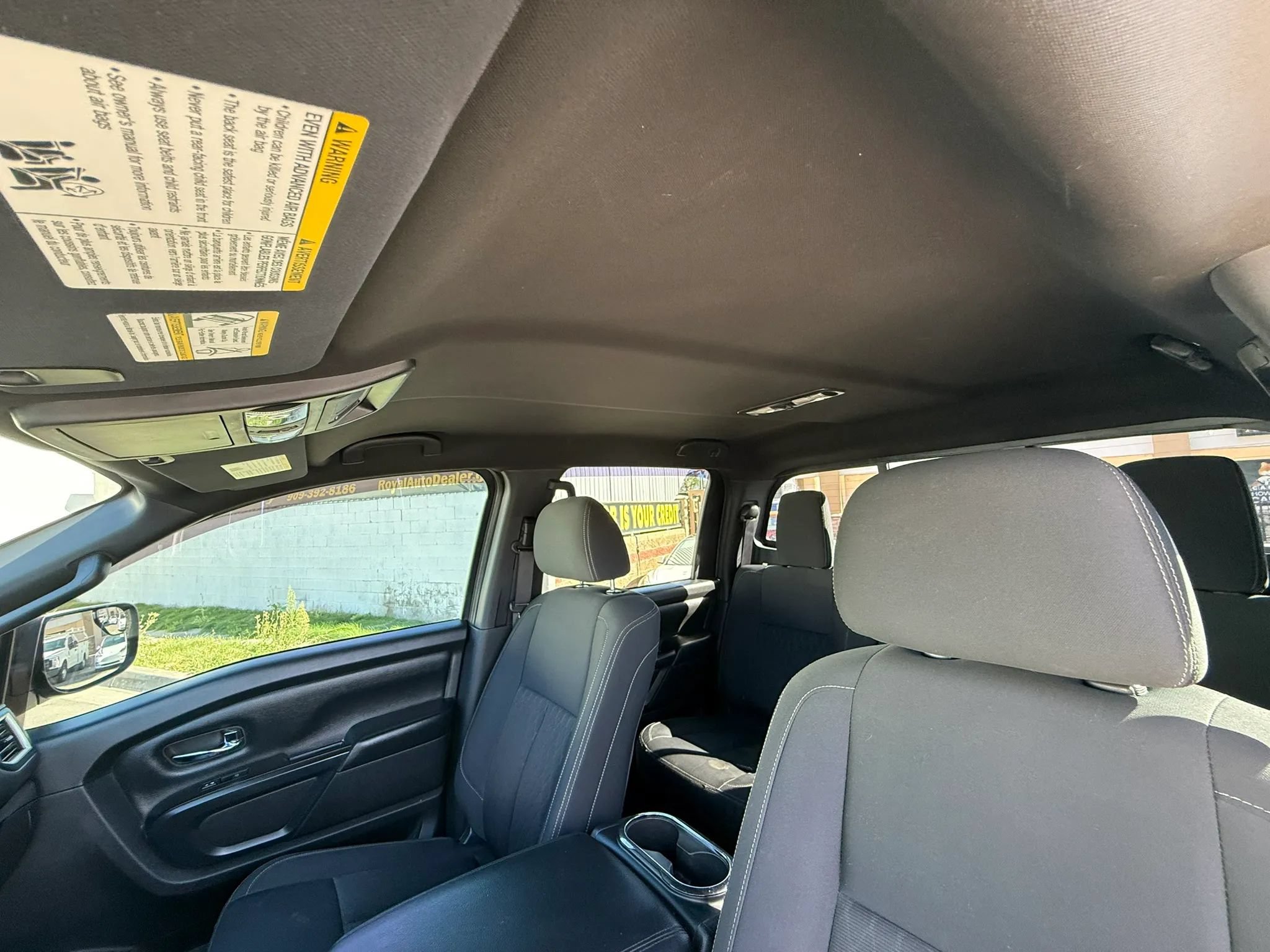 Used 2019 Nissan Titan SV w/ SV Convenience Package AWD/4WD image 16