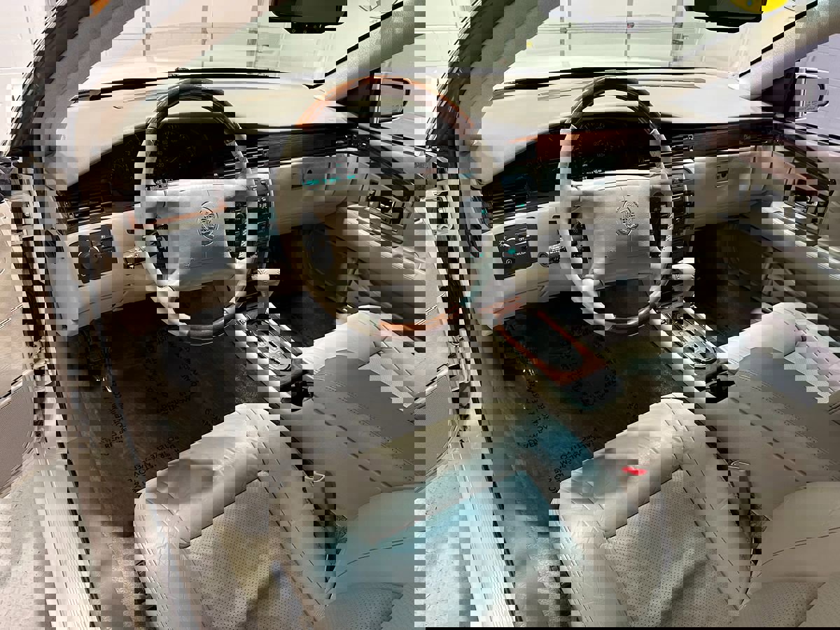 Used 2002 Cadillac Eldorado Touring w/ Preffered Equipment Group FWD image 22