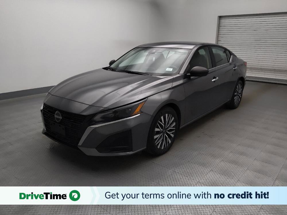 Used 2024 Nissan Altima 2.5 SV image 1