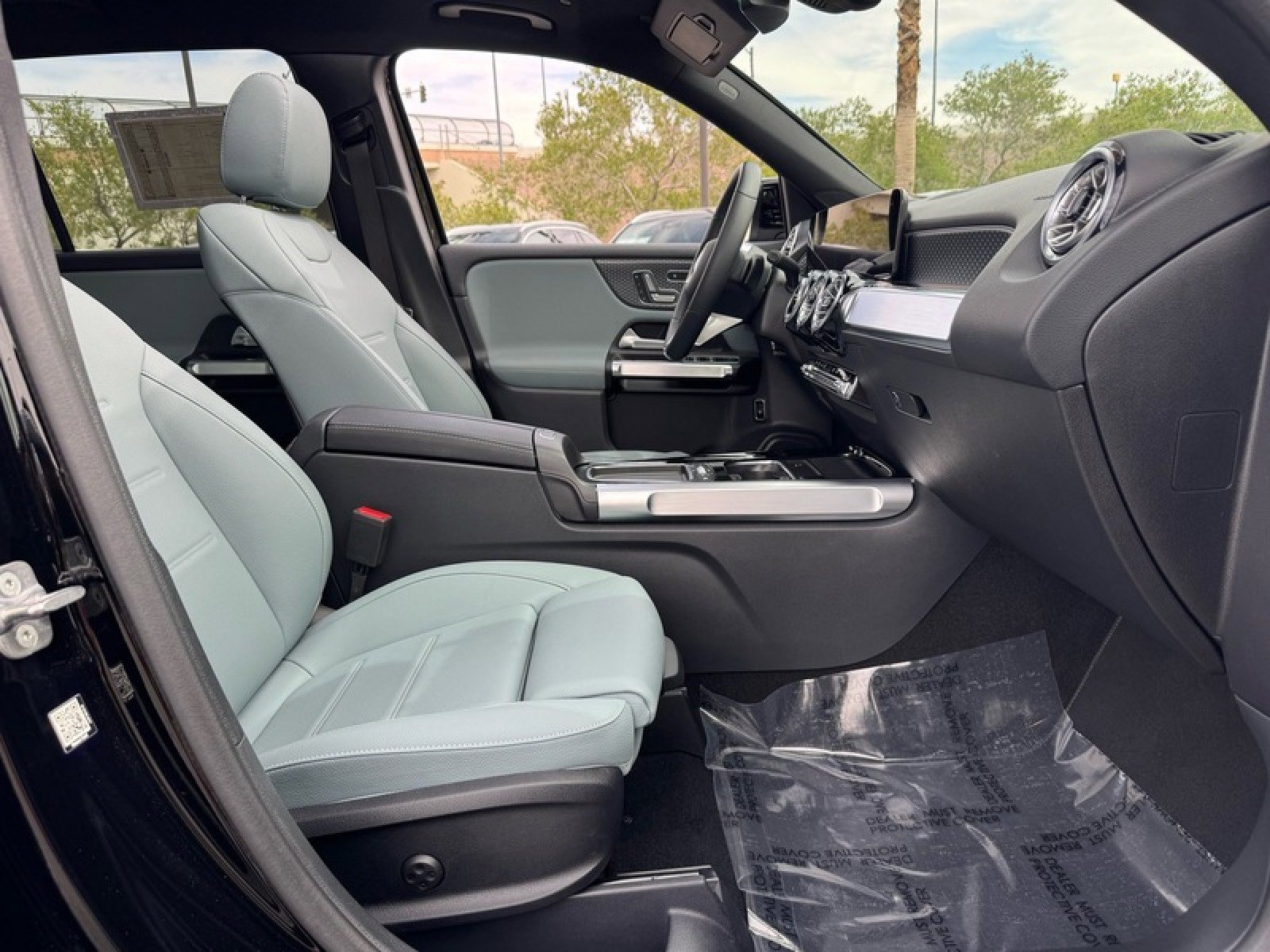 Certified 2026 Mercedes-Benz GLB 250 image 24