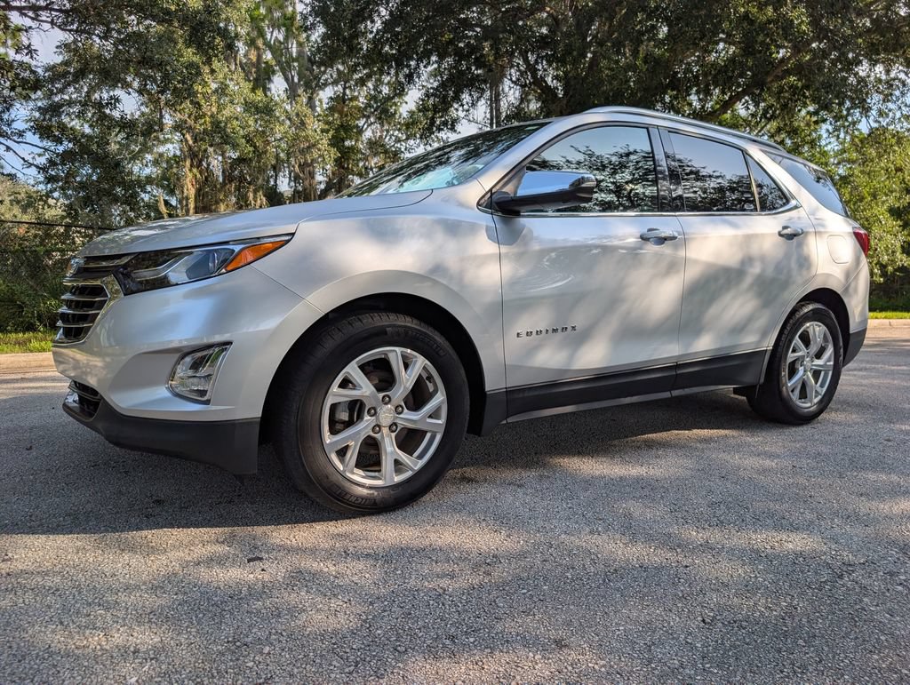 Used 2020 Chevrolet Equinox Premier FWD image 3