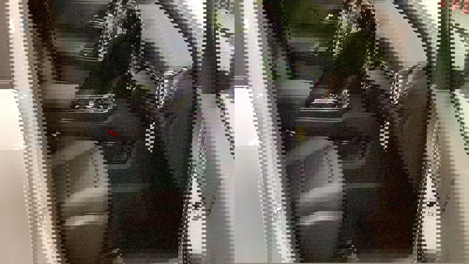 New 2026 Chevrolet Equinox LT w/ Convenience Package II image 16