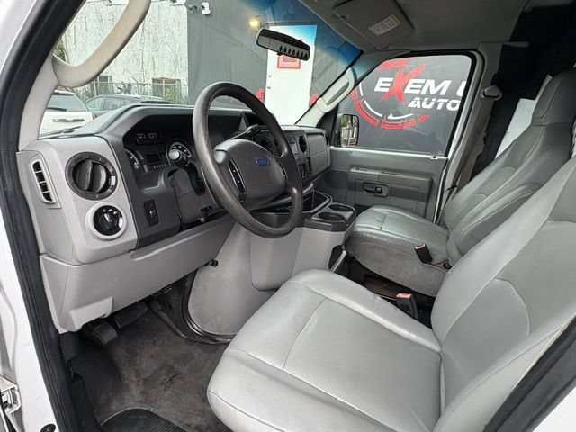 Used 2013 Ford E-250 and Econoline 250 Extended w/ Commercial Cargo Van Pkg RWD image 6