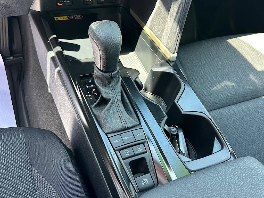 Certified 2025 Toyota Camry LE FWD image 25