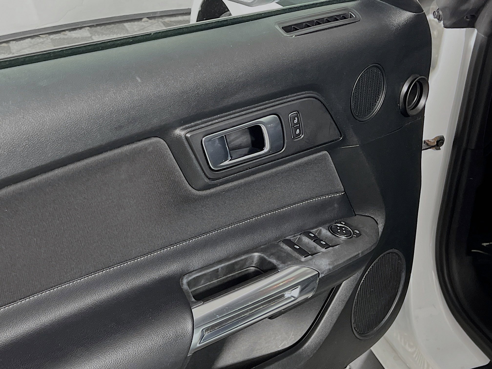 Used 2023 Ford Mustang Convertible w/ Equipment Group 101A image 17