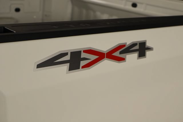 Used 2023 Chevrolet Silverado 1500 LT AWD/4WD image 39