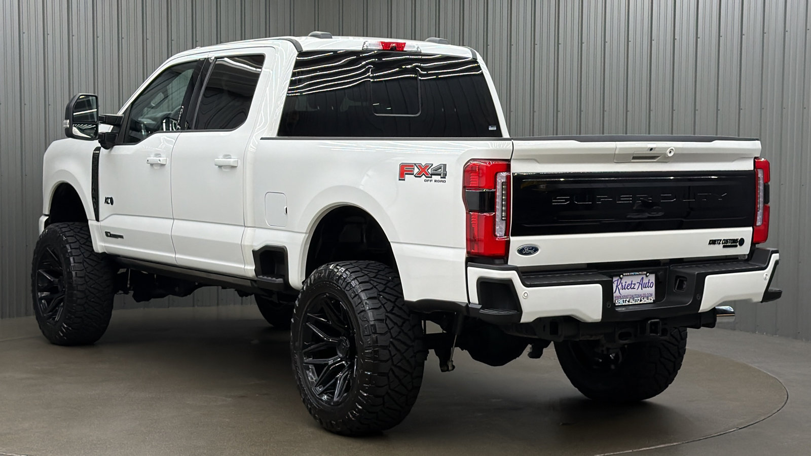 Used 2026 Ford F250 Platinum AWD/4WD image 3