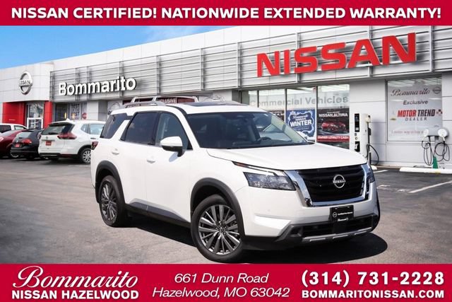 Certified 2025 Nissan Pathfinder SL w/ SL Premium Package AWD/4WD image 1