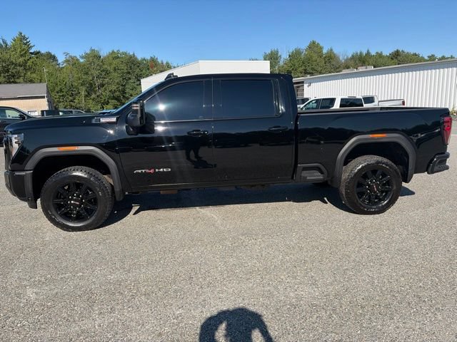 Used 2025 GMC Sierra 2500 AT4 AWD/4WD image 3