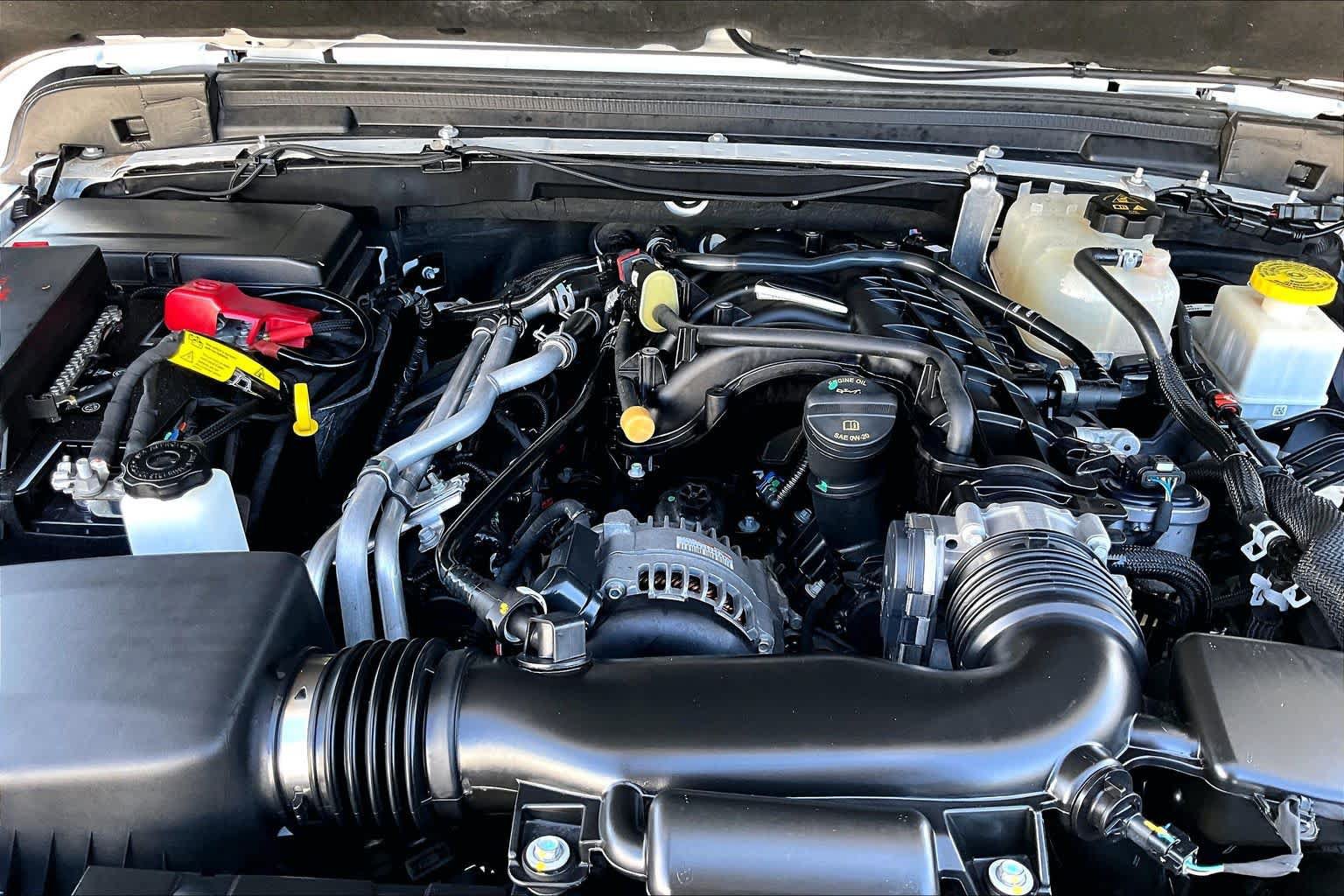 Used 2023 Jeep Gladiator Sport AWD/4WD image 32