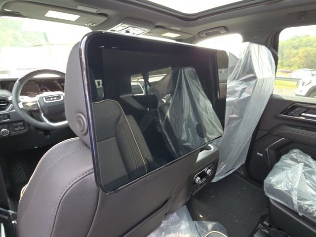New 2026 GMC Yukon XL Elevation w/ Elevation Premium Package image 6
