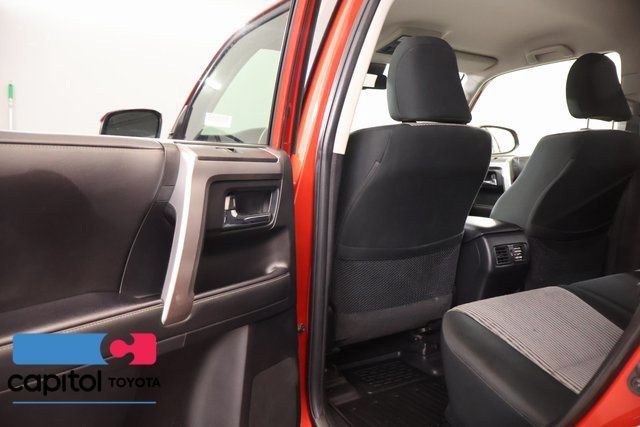 Used 2024 Toyota 4Runner SR5 AWD/4WD image 25