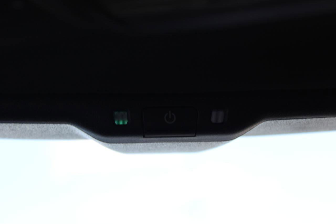Used 2014 Dodge Challenger SXT RWD image 40