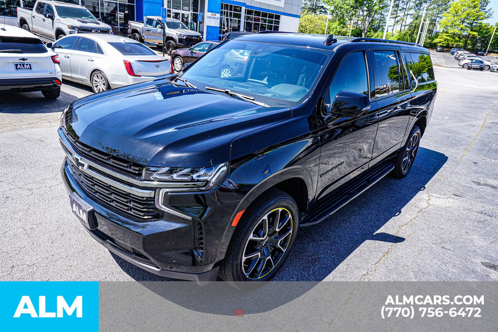 Used 2022 Chevrolet Suburban RST w/ Sport Performance Package AWD/4WD image 19