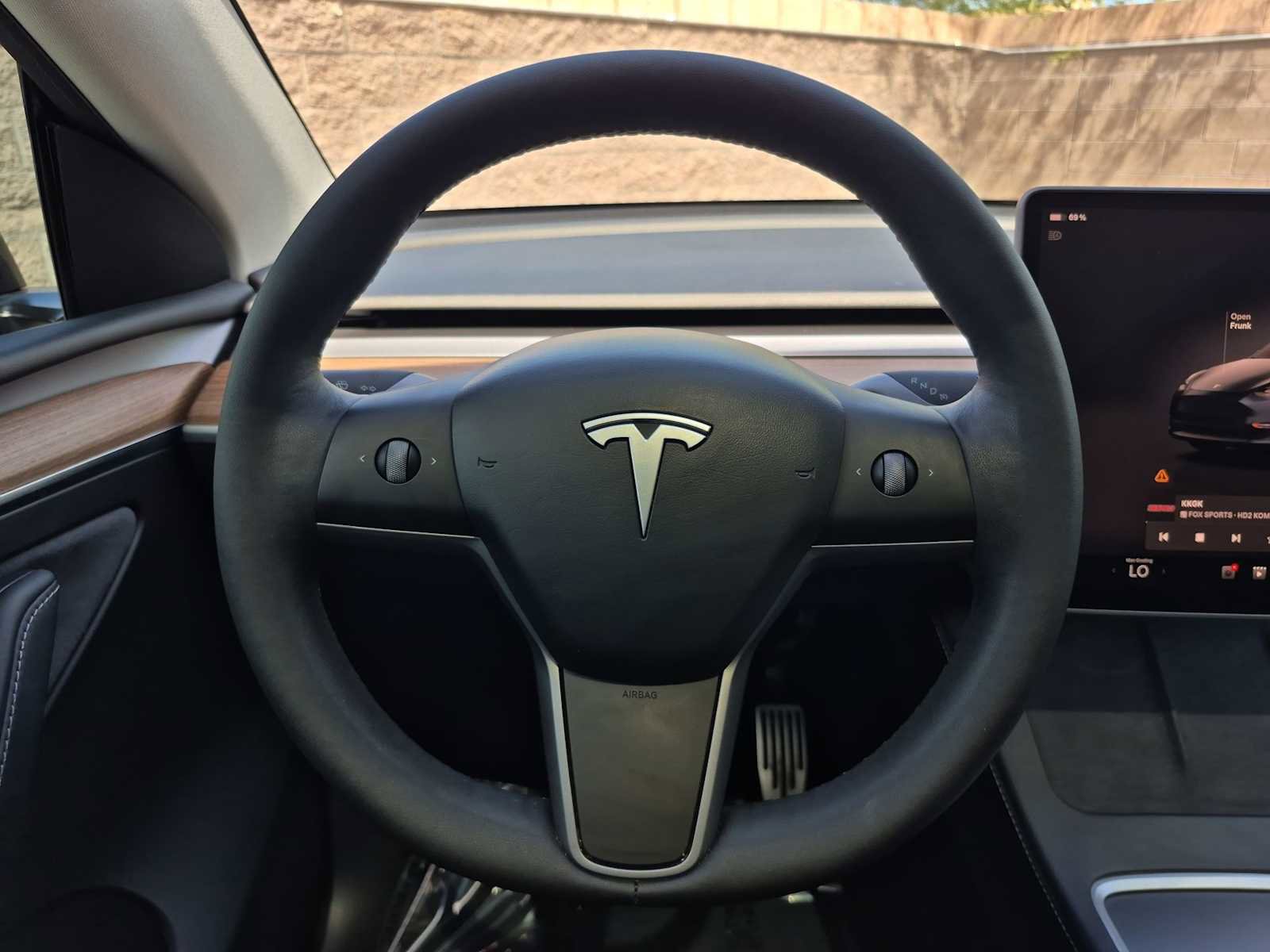 Used 2024 Tesla Model Y Long Range AWD/4WD image 19