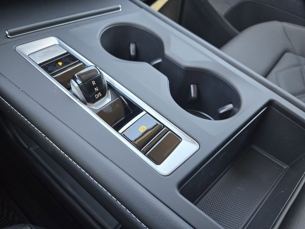 New 2026 Volkswagen Atlas SE FWD image 16