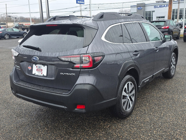 Certified 2024 Subaru Outback Premium image 16
