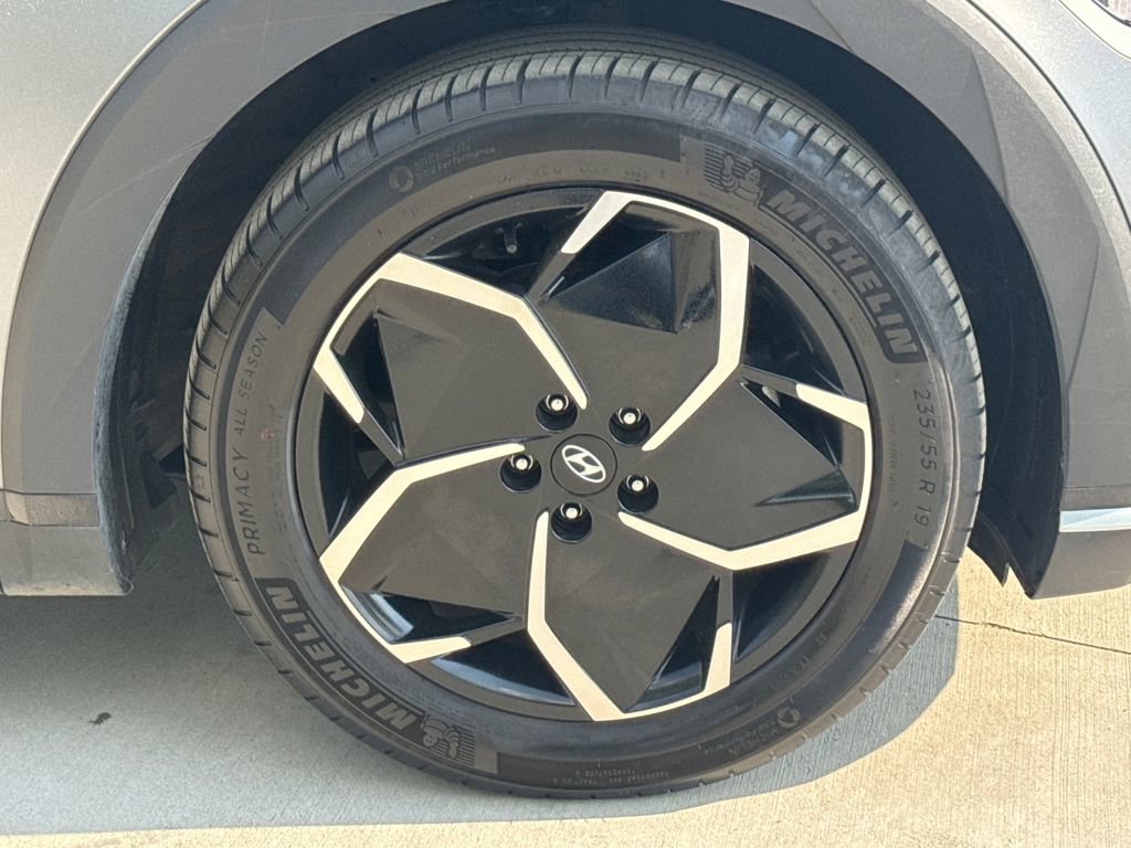 Used 2024 Hyundai Ioniq 5 SEL image 11