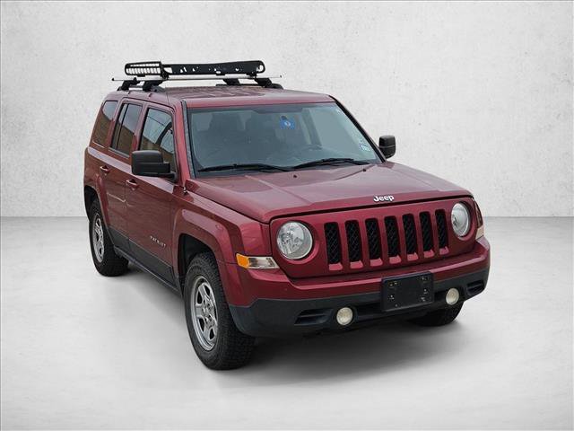 Used 2015 Jeep Patriot Sport w/ Power Value Group image 3