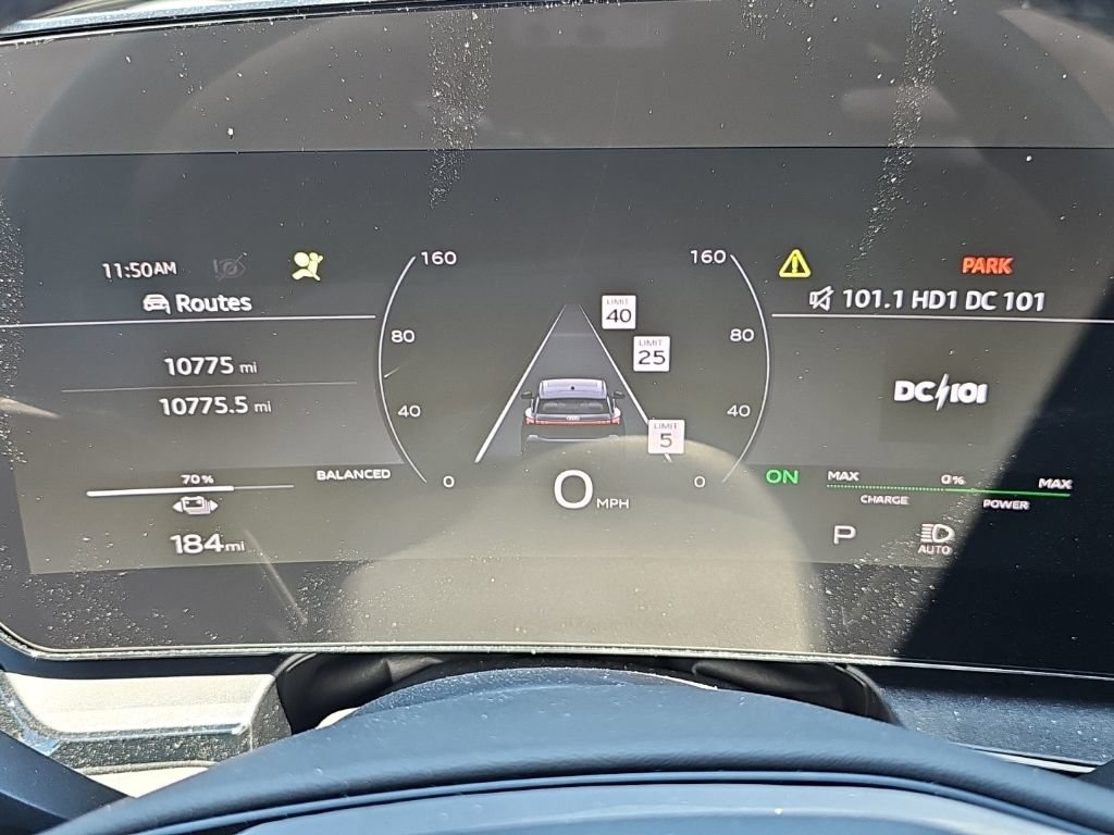 Certified 2025 Audi Q6 e-tron Premium Plus w/ Premium Plus AWD/4WD image 18