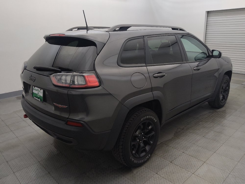 Used 2019 Jeep Cherokee Trailhawk w/ Cold Weather Group AWD/4WD image 9