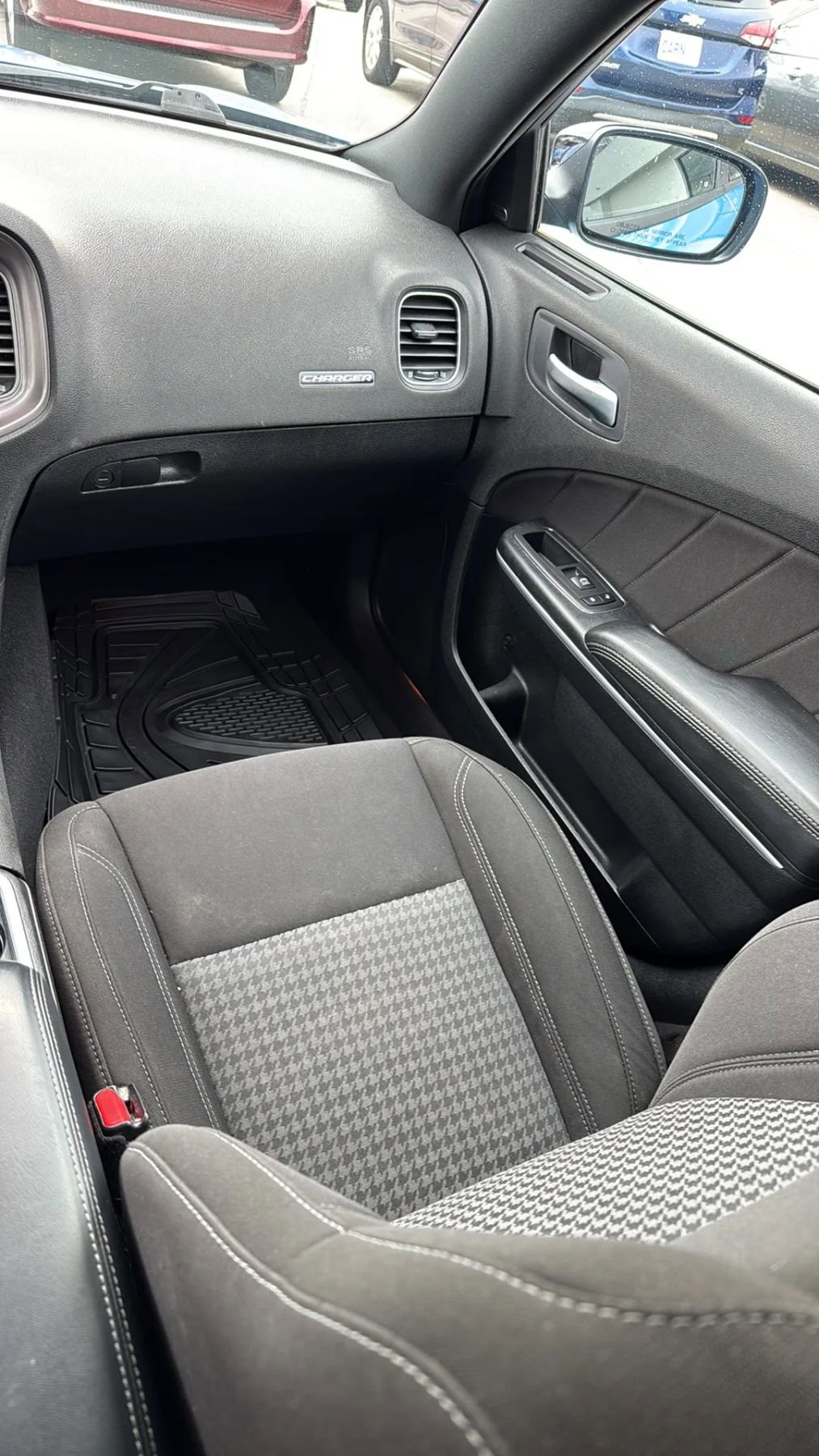 Used 2023 Dodge Charger SXT image 10