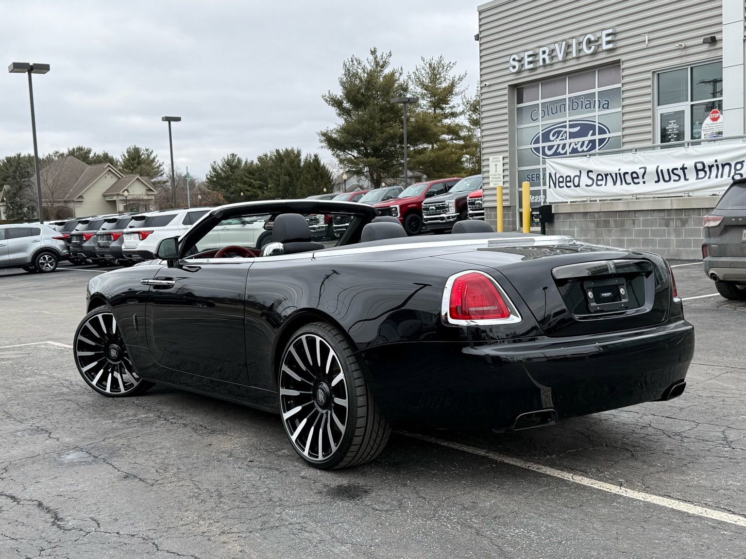 Used 2018 Rolls-Royce Dawn image 8