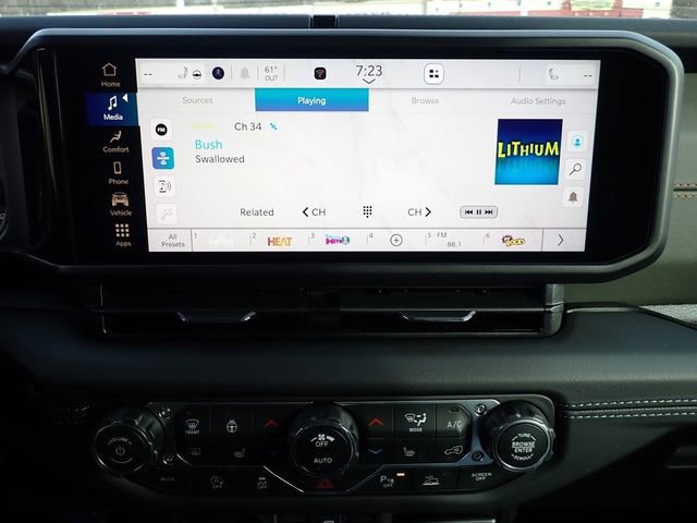 New 2026 Jeep Gladiator Mojave w/ Safety Group AWD/4WD image 21