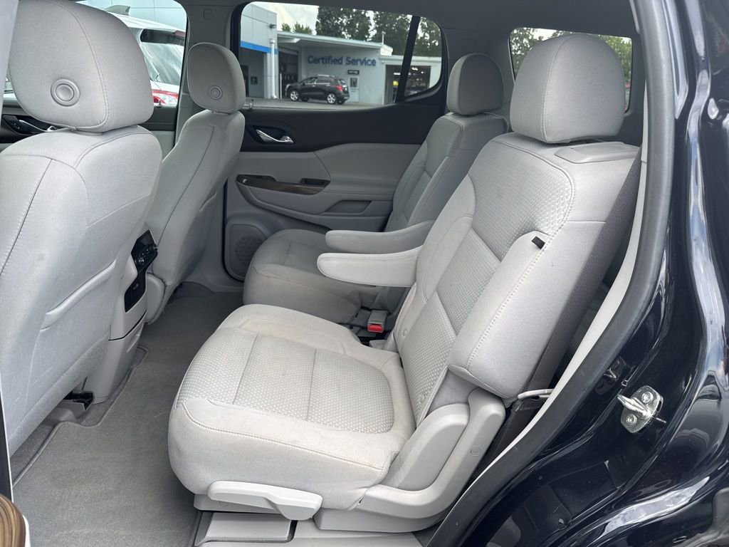 Used 2021 GMC Acadia SLE image 14