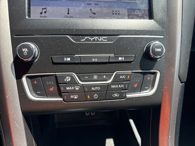 Certified 2019 Ford Fusion SEL FWD image 25